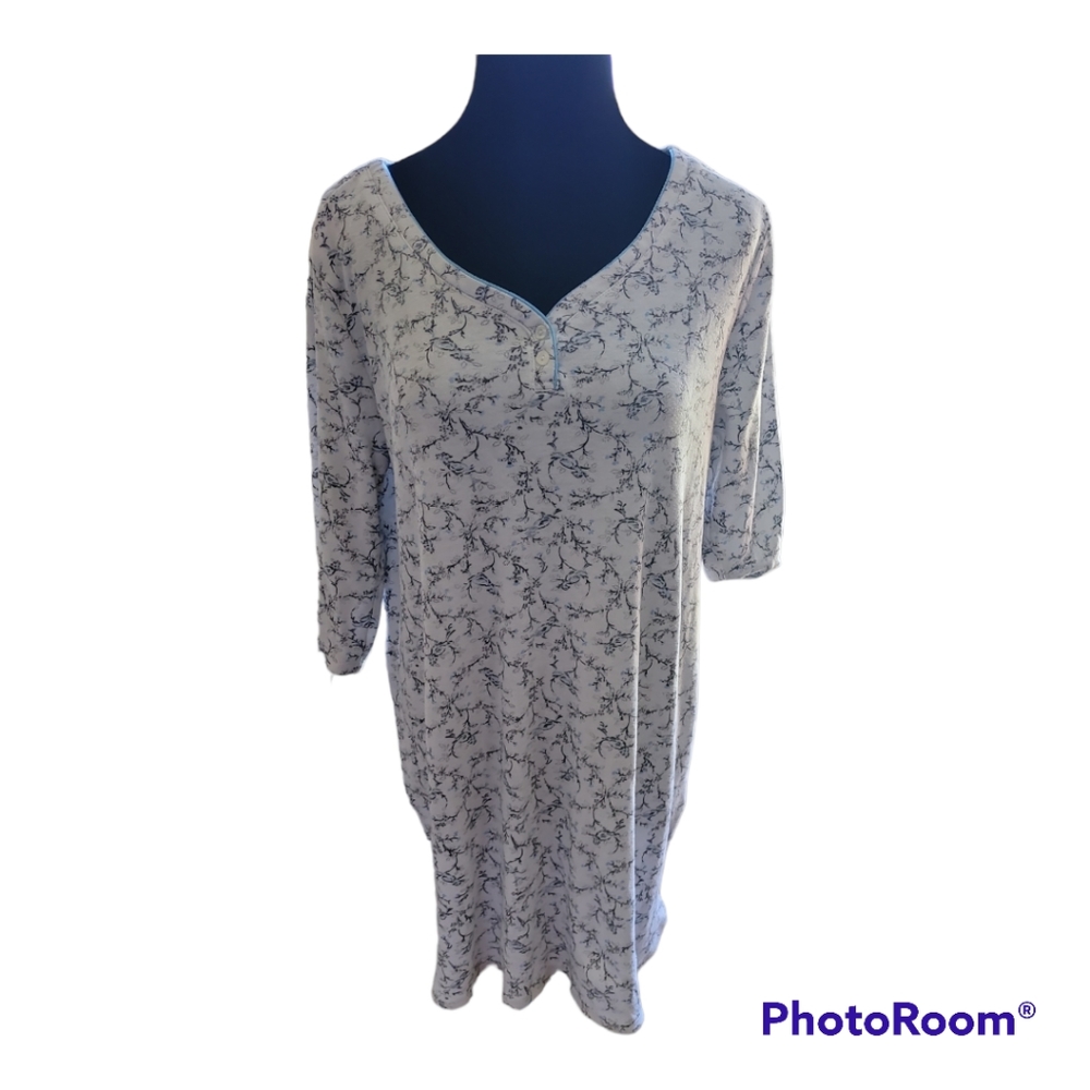 Karen Neuburger womens sleepwear size Medium